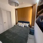 Granada Park Apartament *